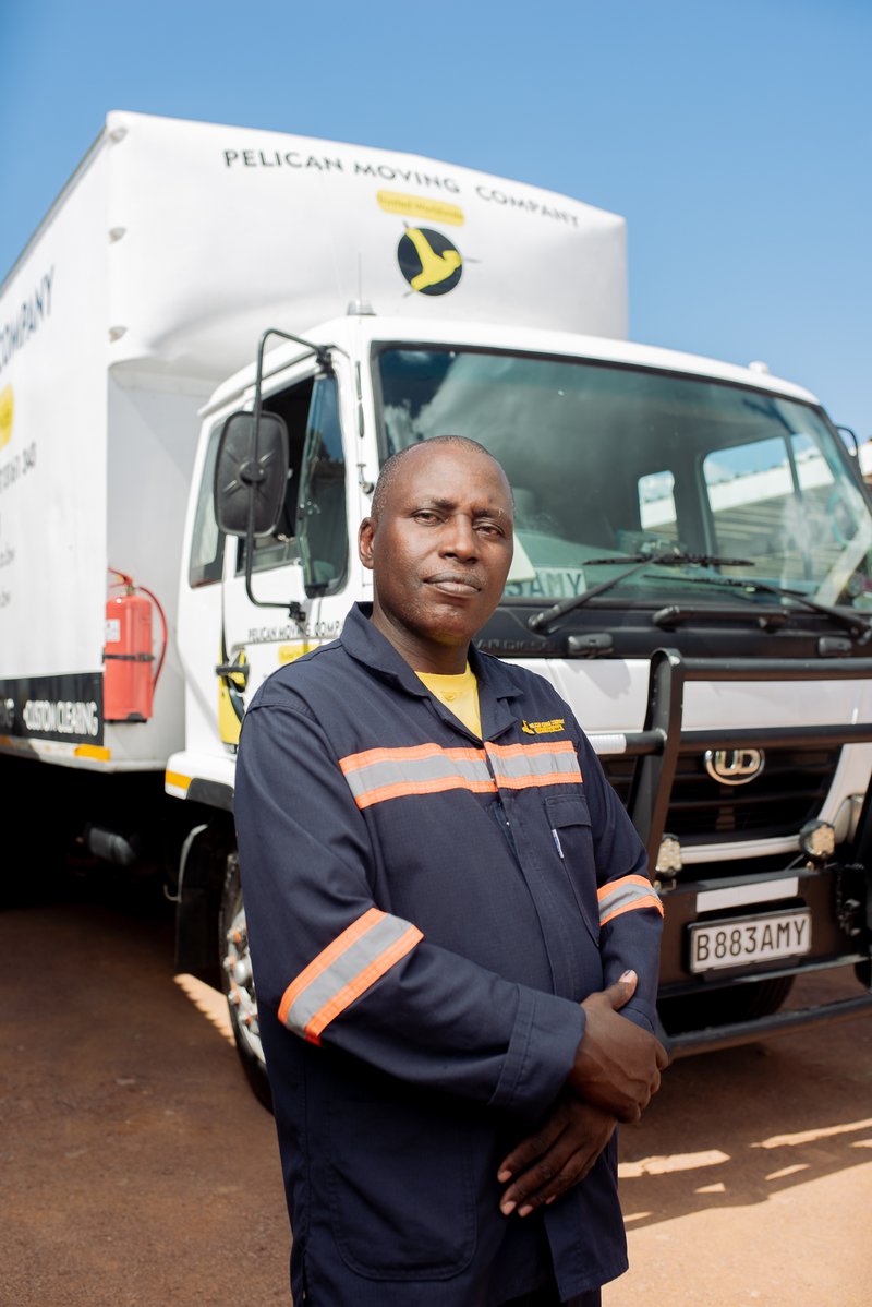 Pelican Moving professional ready to help