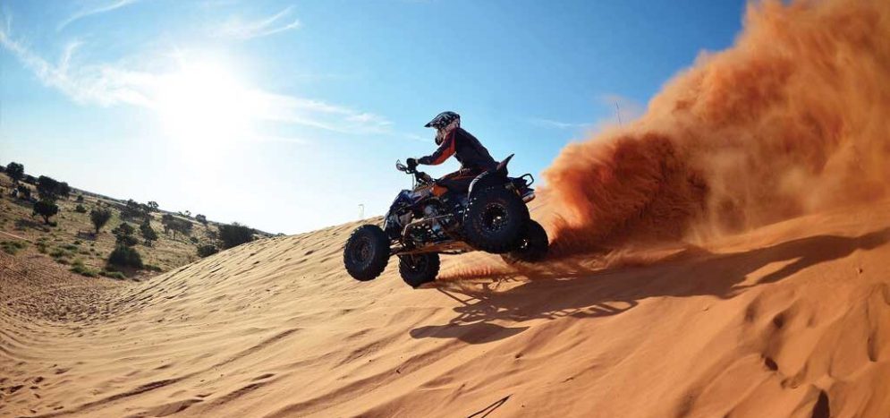 Khawa Dune Challenge 2025 - Biker doing stunts