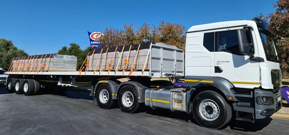 MAN truck with consignment load